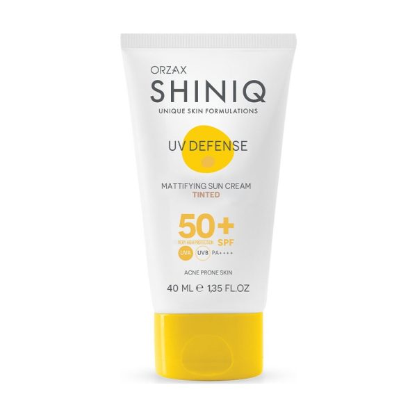 Shiniq UV Defense Matlaştırıcı Renkli Güneş Koruyucu SPF50 + 40 ml